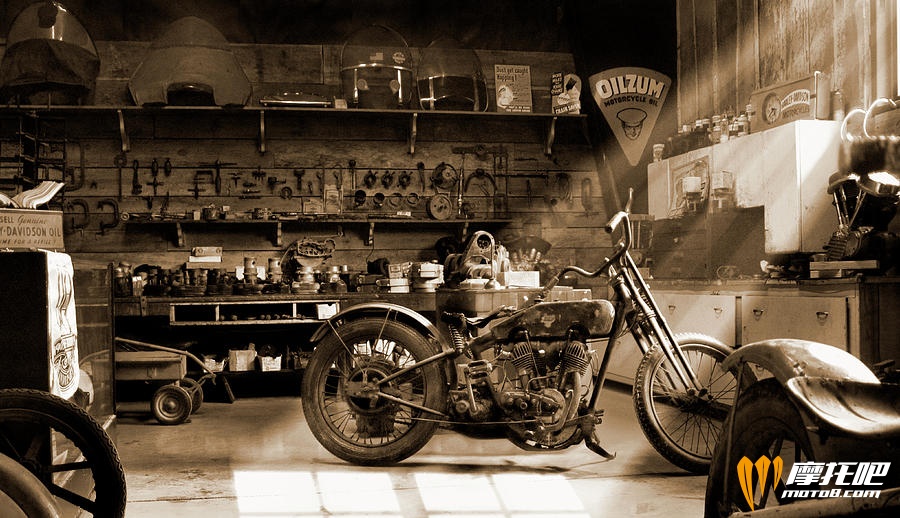 old-motorcycle-shop-mike-mcglothlen.jpg