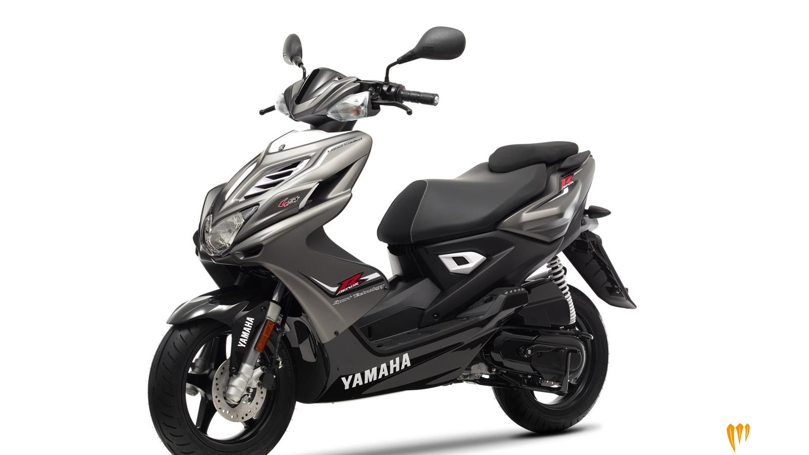 2014-Yamaha-Aerox-4-016.jpg