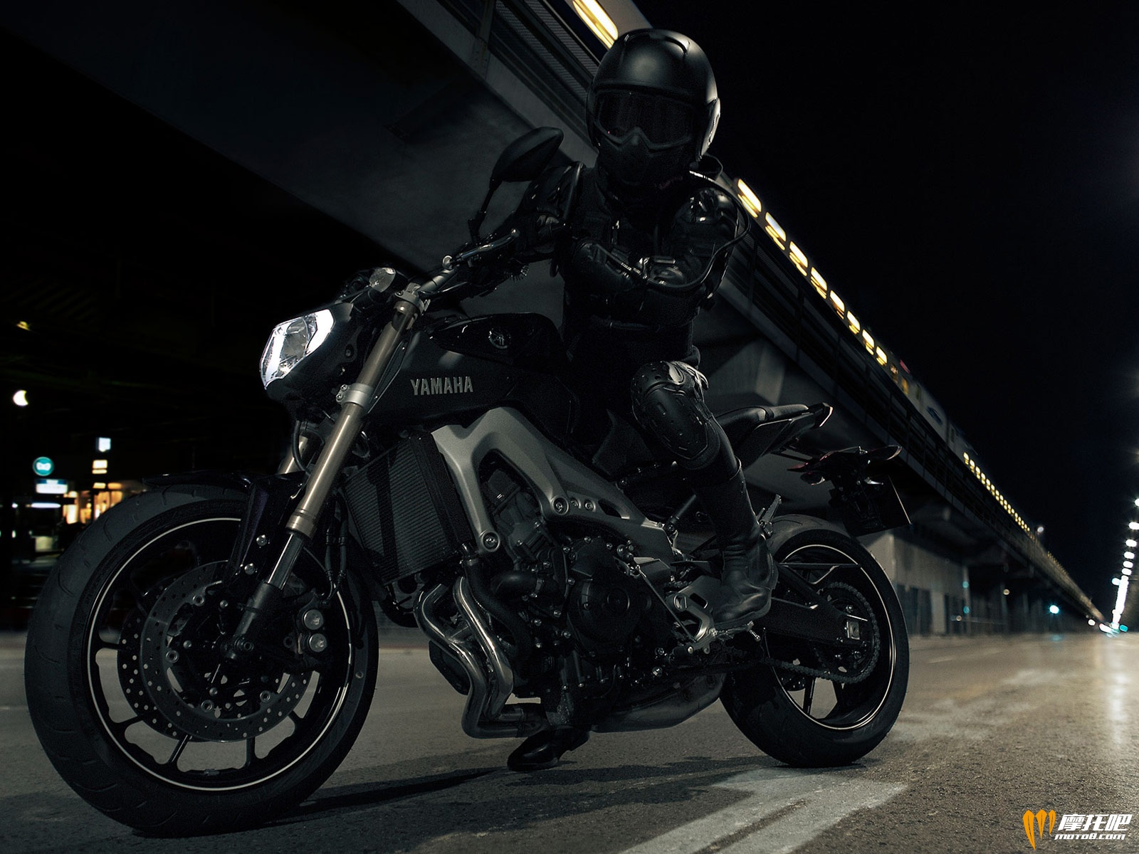 gambar-motor-2014-Yamaha-FZ09_5.jpg
