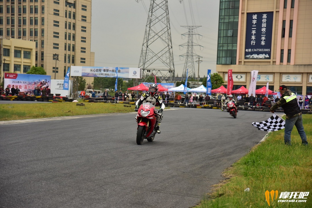 DSC_9519_调整大小.JPG