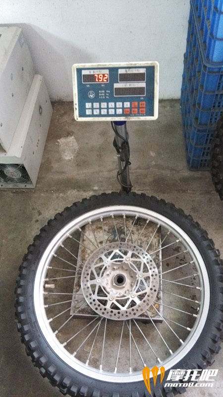 YZ125轮子.jpg