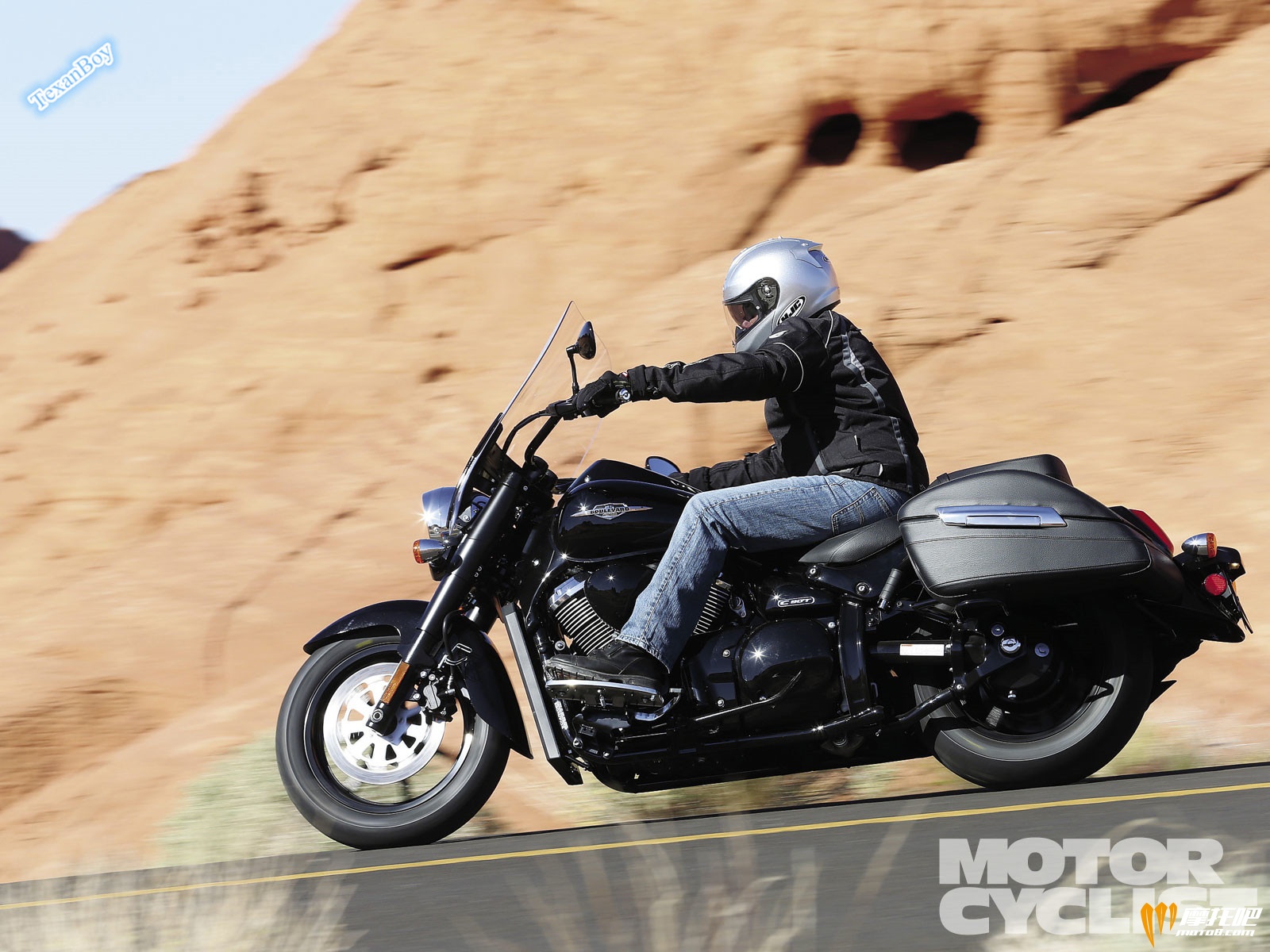 2013-suzuki-boulevard-c90t-boss.jpg