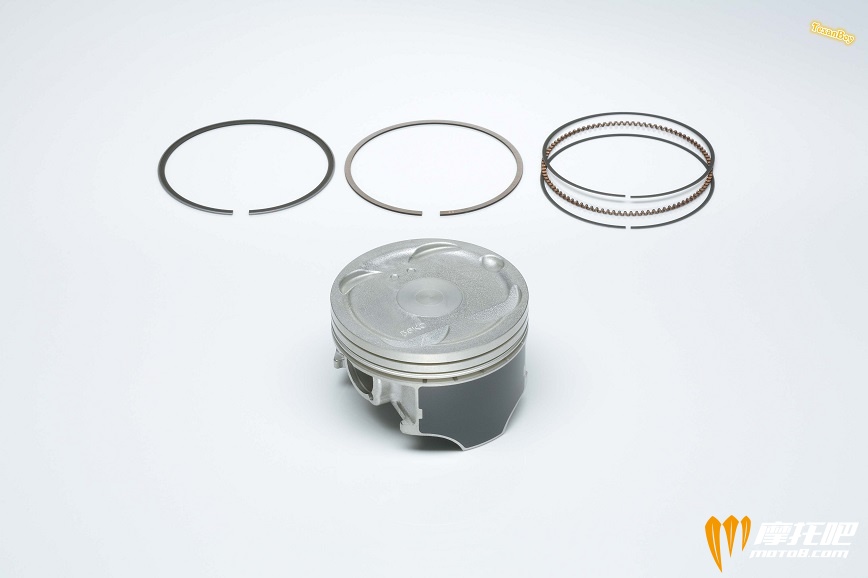 060617-2017-suzuki-v-strom-650-v-strom-650xt-Piston_Piston-Ring.jpg