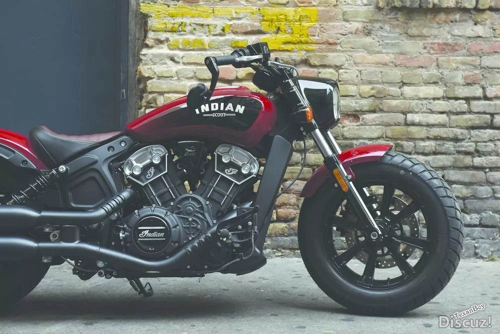 2018-scout-bobber-02.jpg