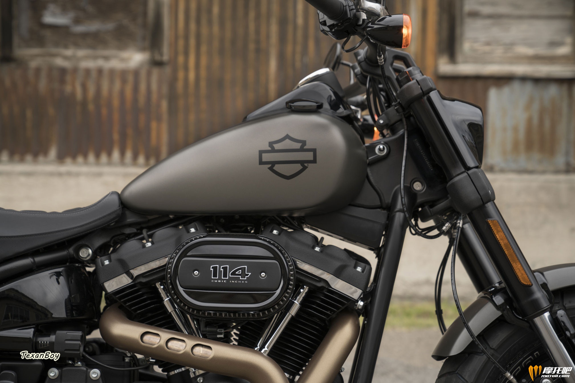 2018-Harley-Davidson-Fat-Bob-114a.jpg