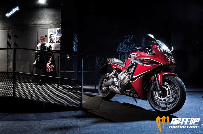 2017-honda-cbr650f-review-specs-cbr-sport-bike-motorcycle-cbr650-650-18.jpg