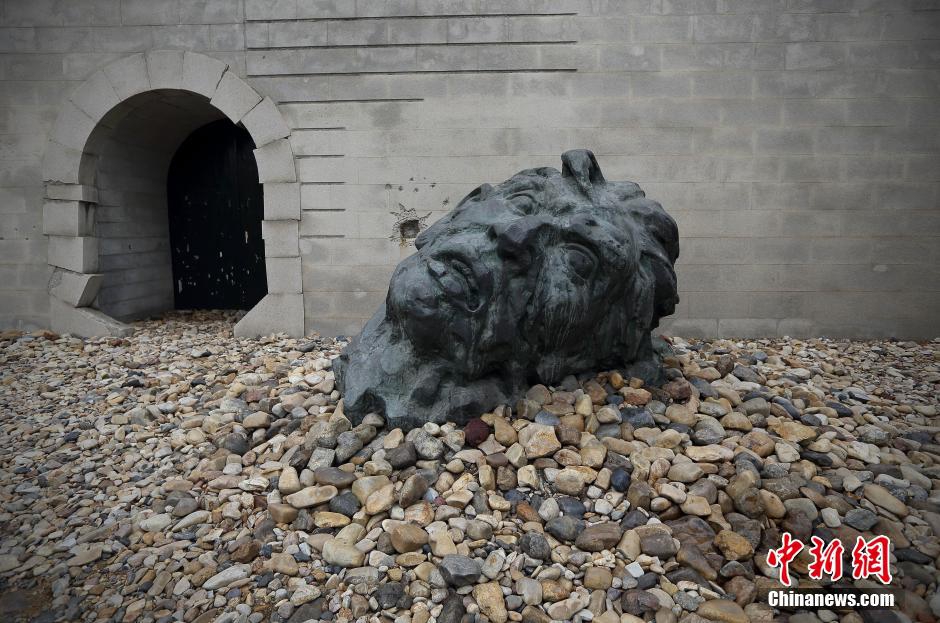 8-2014年2月27日，侵华日军南京大屠杀遇难同胞纪念馆内的遇难者头颅雕像。当日，十二.jpg