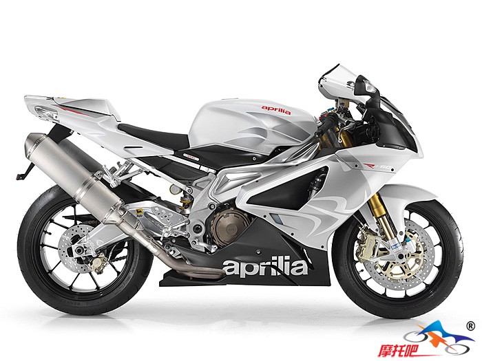 apr_023_2009_00_700_aprilia-rsv-1000-r.jpg