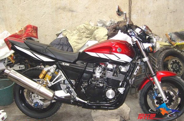 02XJR400.jpg