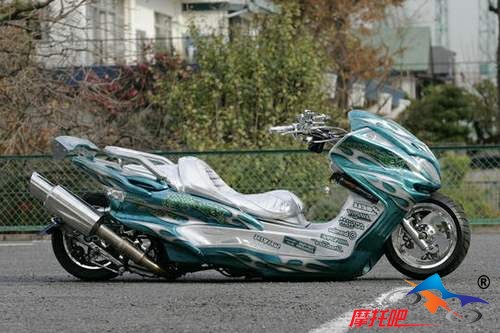 Japanese extreme custom scooters  5.jpg