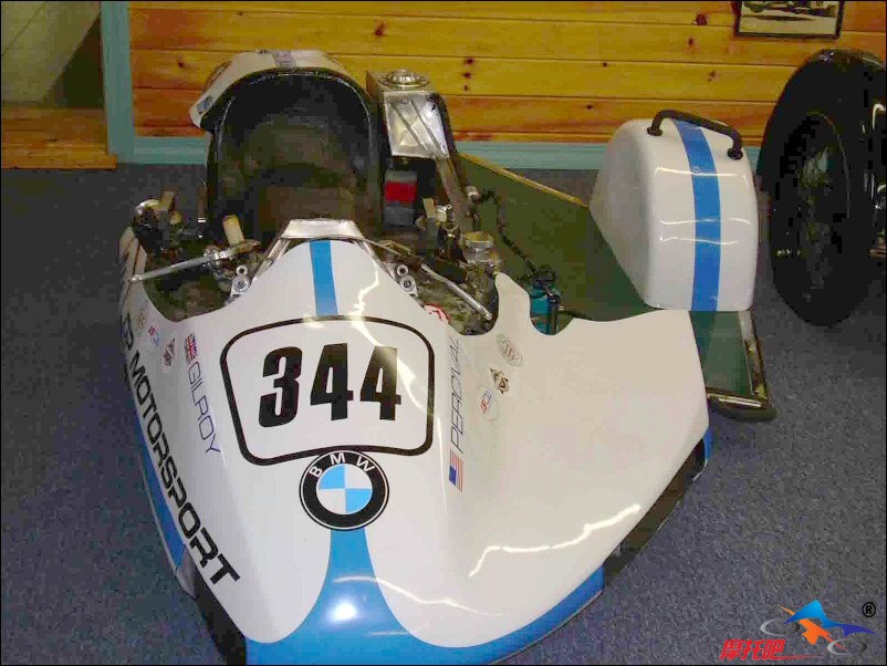 -BMW_oldtimers_in_maine_another_racing_rig.jpg