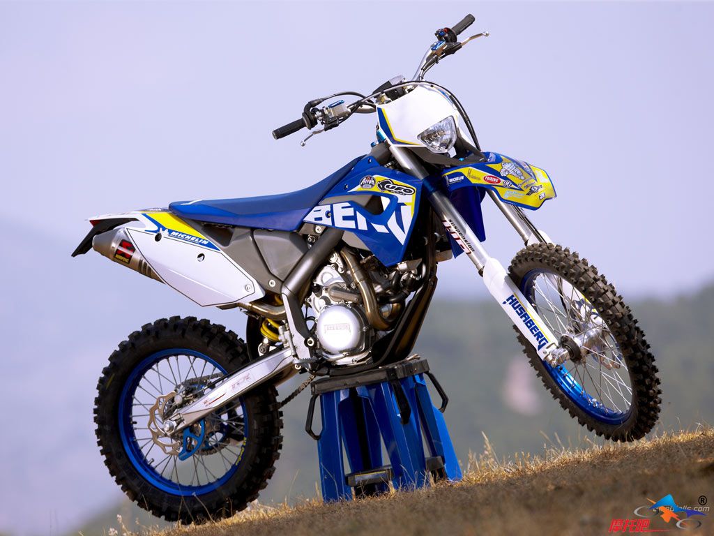 Husaberg_FE570_2009_11_1024x768.jpg