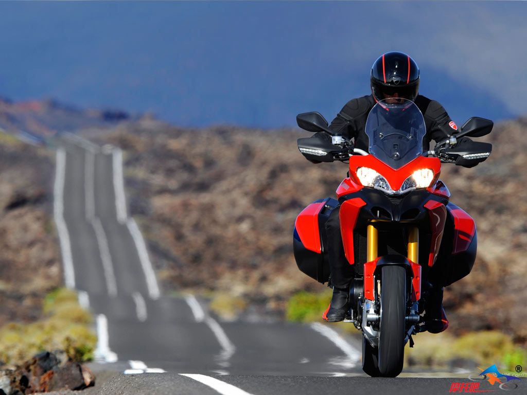 Ducati_Multistrada1200S_2010_35_1024x768.jpg