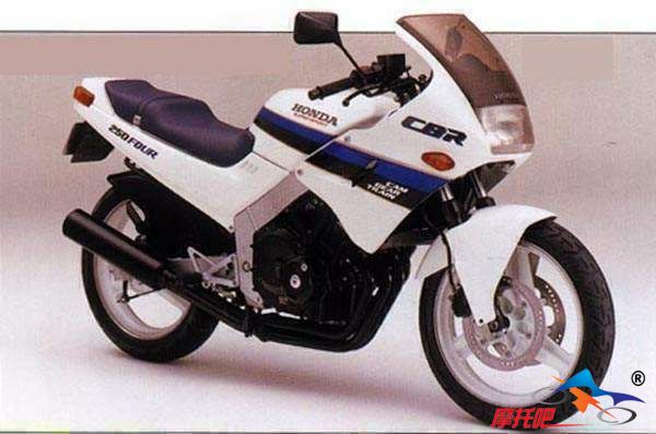 Honda CBR250 85.jpg