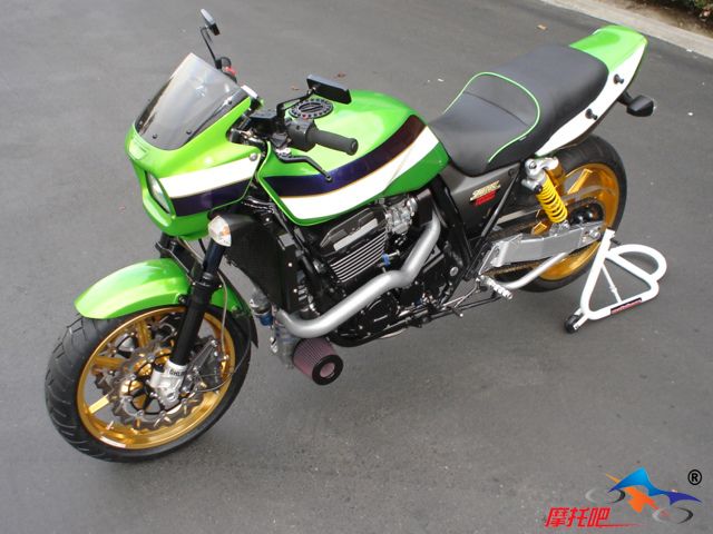 ZRX1200TURBOV7RGOLD 014.jpg