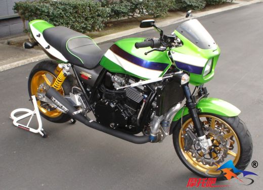 ZRX1200TURBOV7RGOLD003.jpg